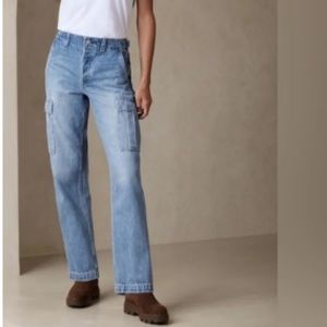 Banana Republic Light Wash The Cargo Jean
